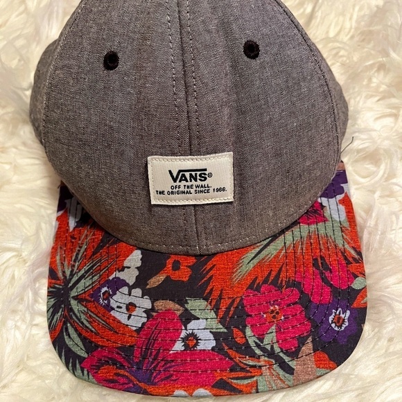 Vans Women’s Grey Floral Baseball Hat - Picture 1 of 5